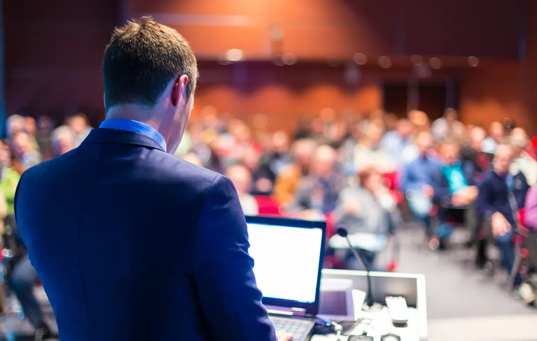 Konference Shutterstock 193539209