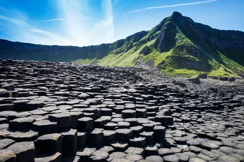 GiantsCauseway_Belfast_AdobeStock_409191951.jpeg