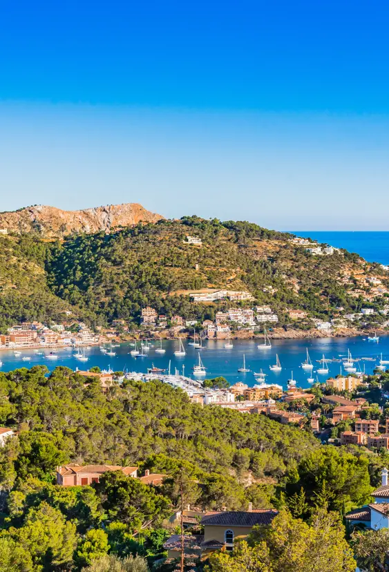 PMI Port De Andratx Adobestock 114637100