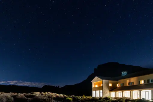 Parador_Cañadas_del_Teide_39_Exteriores.jpg