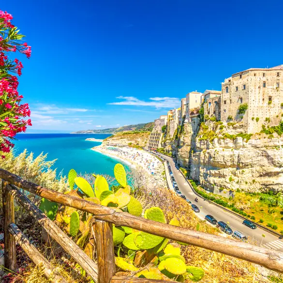 SUF Tropea Shutterstock 651147121 (1)