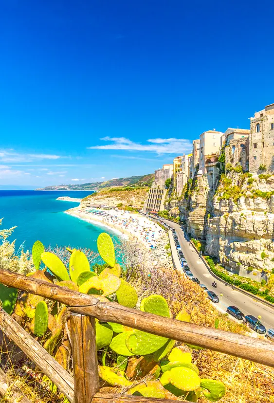 SUF Tropea Shutterstock 651147121 (1)