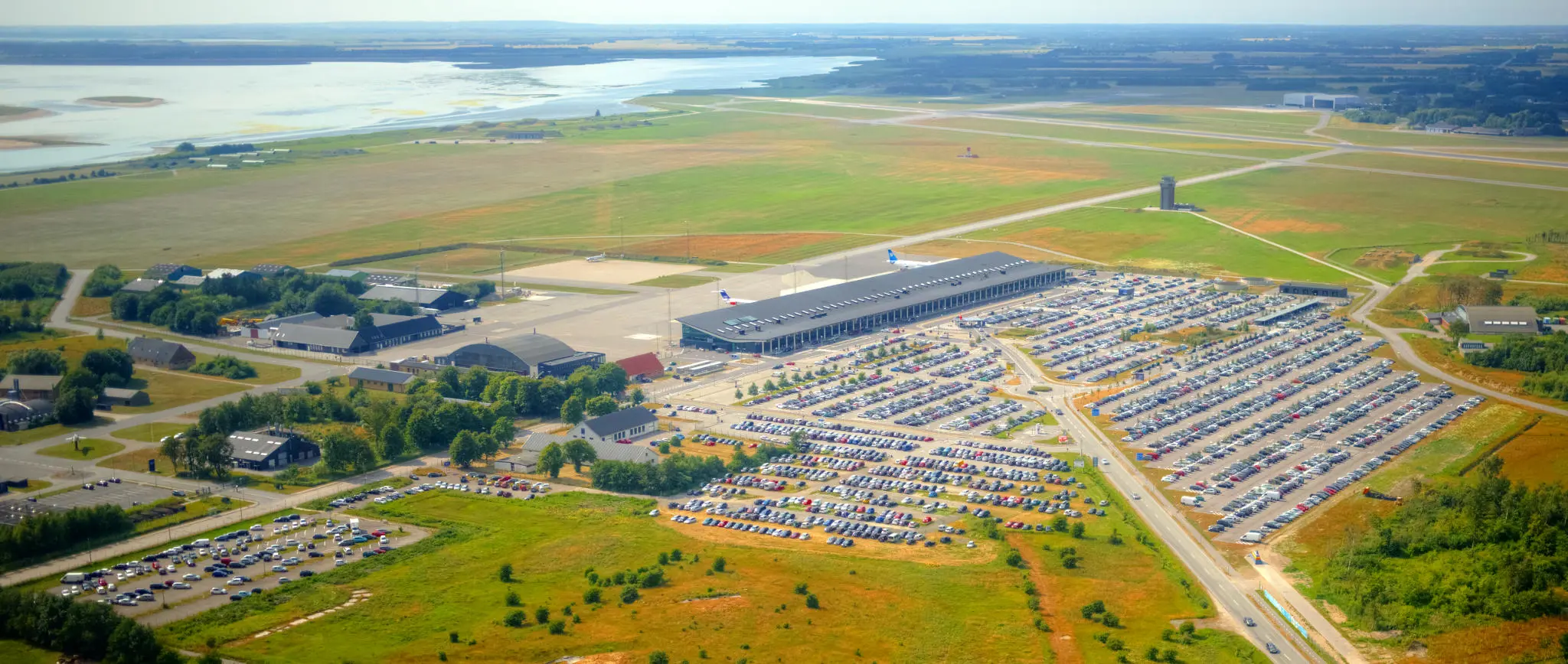 Aalborglufthavn Overhead2013