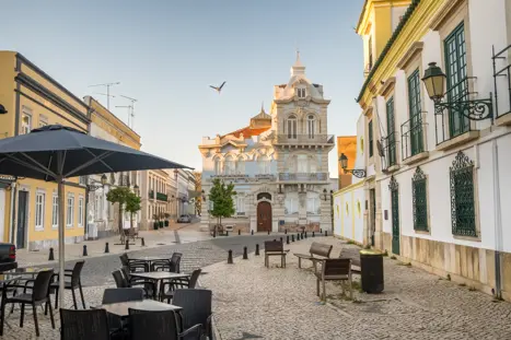Faro Adobestock 551810030