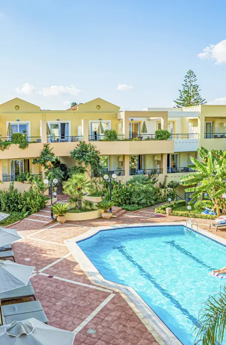 CHQ Helios Pool 11