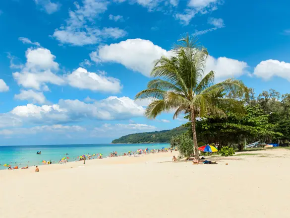 Thai Phuket Karon Beach 357002039