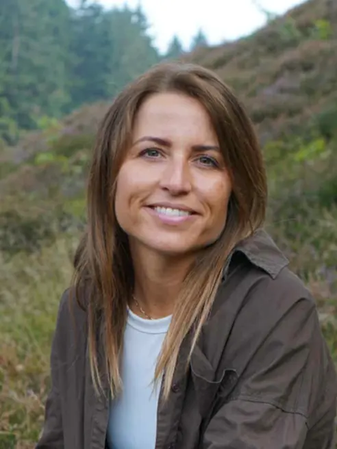 Helle Jakobsen.png