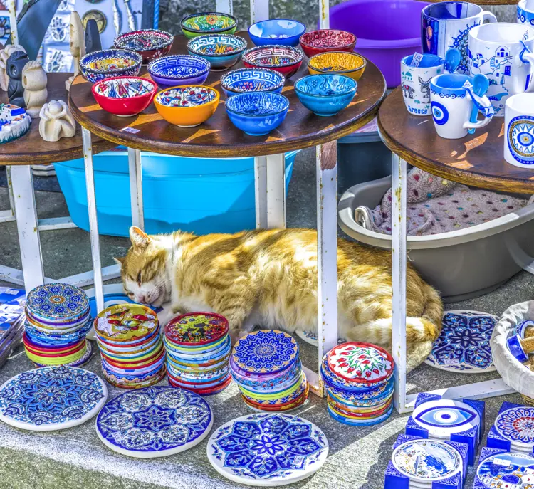 Greece Crete Destination Souvenir Gettyimages 987316486 1