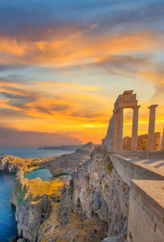 RHO Lindos Akropolis Adobestock 534444628