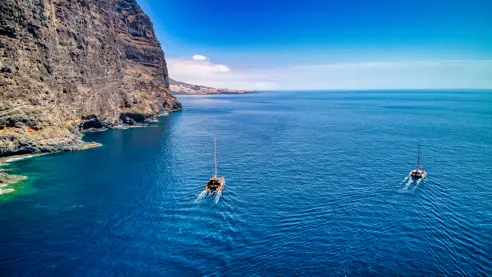 TFS Catamaran Losgigantes Adobestock 534350826