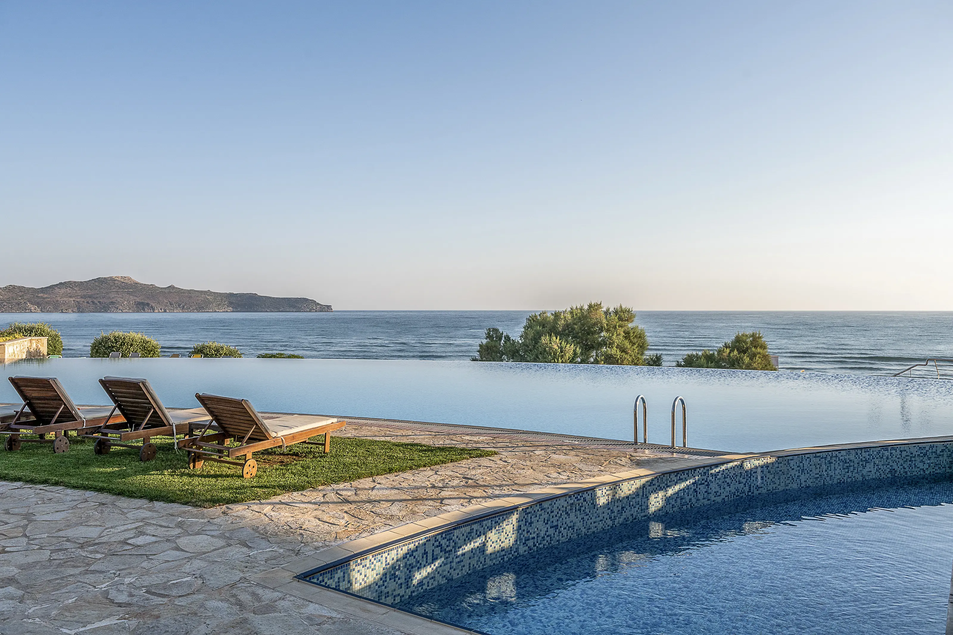 CHQ Cretan Dream Royal Spa Pool 3
