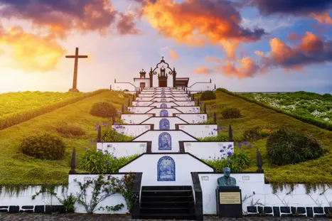 PDL Vila Franca Do Campo Nossa Senhora Da Paz Adobestock 376553777