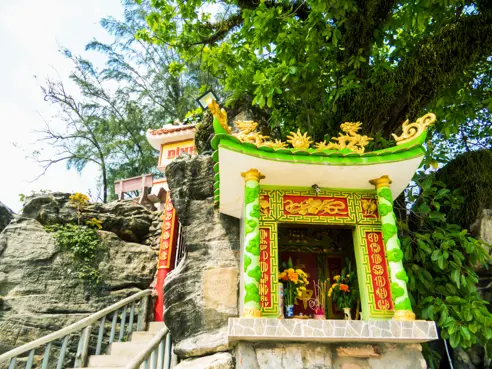 Viet Dinh Cau-templet AdobeStock_277090956.jpeg