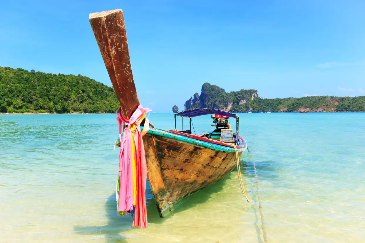 Thai Phuket Strand 16 Shutterstock 128959871