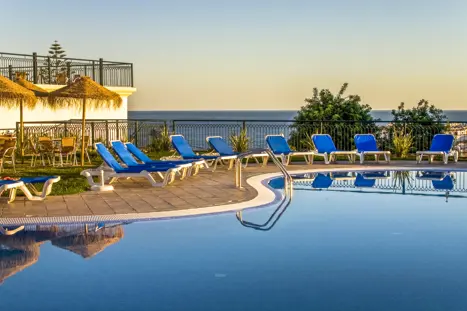 Portugal Algarve Albufeira Cerro Mar Garden Pool Night Side Copy