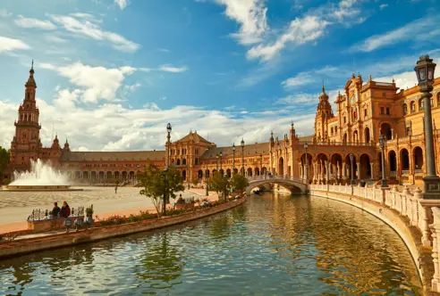 Sevilla Plazadeespana Adobestock 112604266
