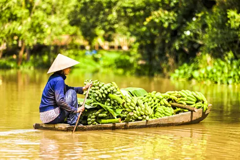Roundtrip-Vietnam-South-Vietnam-Phu-Quoc-Day3-4-5-Can-Tho-Mekong River Delta-GettyImages-185235271-1.jpg