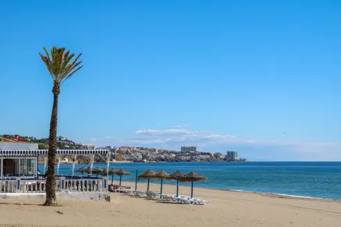AGP_Fuengirola chiringuito AdobeStock_131632547.jpeg