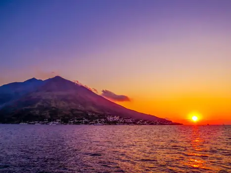 Stromboli 669741592