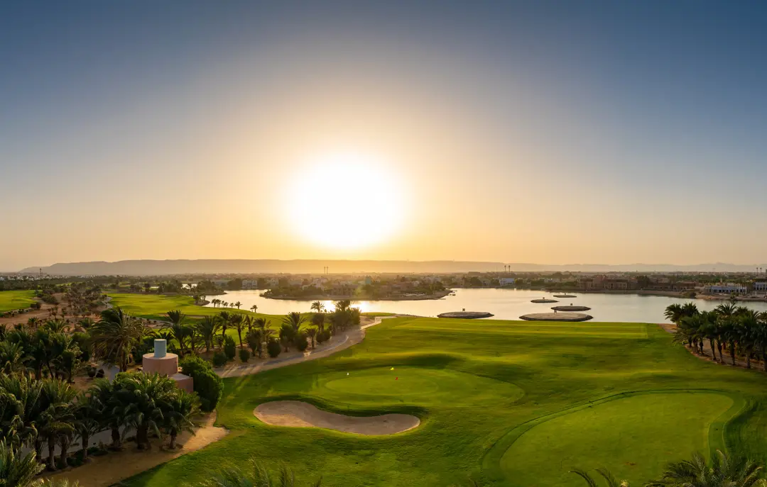 HRG Lakeside Golf Course At El Gouna Adobestock 1206158982 (1)