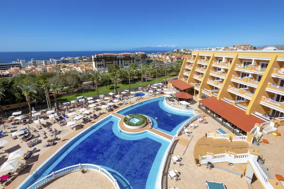 TFS Chatur Playa Real Resort Pool 1