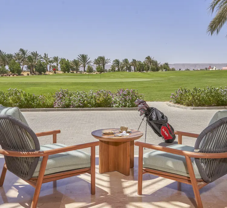 Steigenberger Golf Resort El Gouna Red Sea Green Bar (3)
