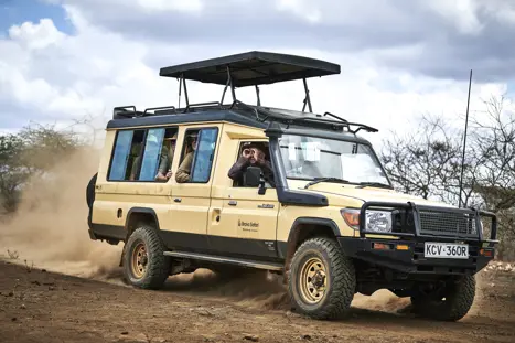 Safari Bravotourskenya 221114 124429 CG 3