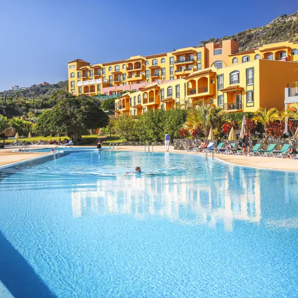 Spain La Palma Los Cancajos Las Olas Apartments Pool Copy