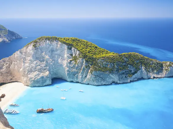 ZTH Navagio Beach Gettyimages 611174546
