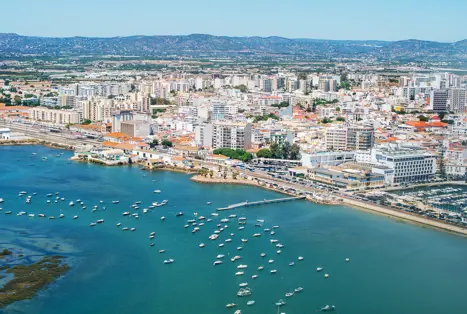 FAO_711554626-Aerial view of Faro.jpg