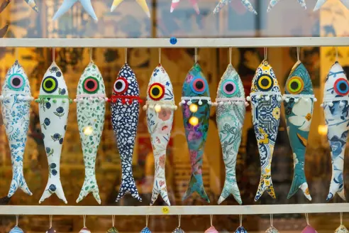 FAO Souvenir AdobeStock_1656396064.jpeg