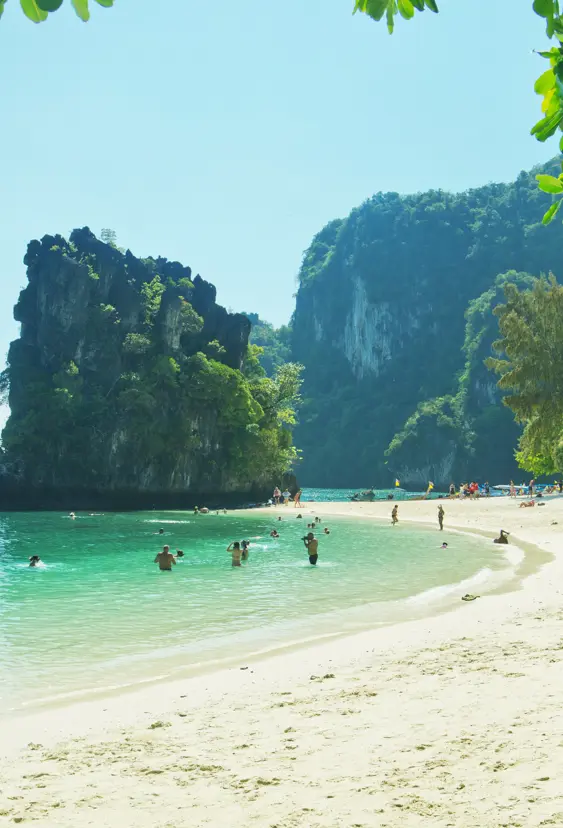 Thai Phuket Strand 15 Shutterstock 129597638