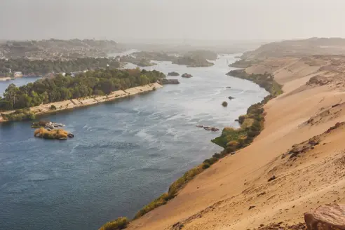 Aswan Nilen Adobestock 179446277