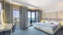 Junior Suite med balkon og skrå havudsigt