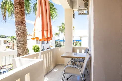 1-værelses lejlighed med balkon/terrasse