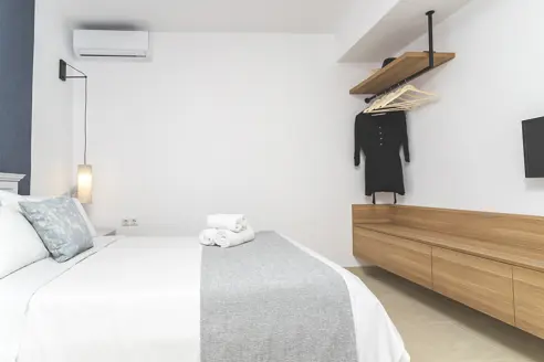 2-værelses lejlighed med balkon/terrasse og udsigt til haven
