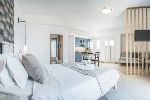 Dobbeltværelse med balkon/terrasse og udsigt til haven
