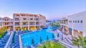 Dobbeltværelse med balkon/terrasse og pool/haveudsigt