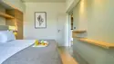 2-værelses lejlighed med balkon/terrasse og pooludsigt