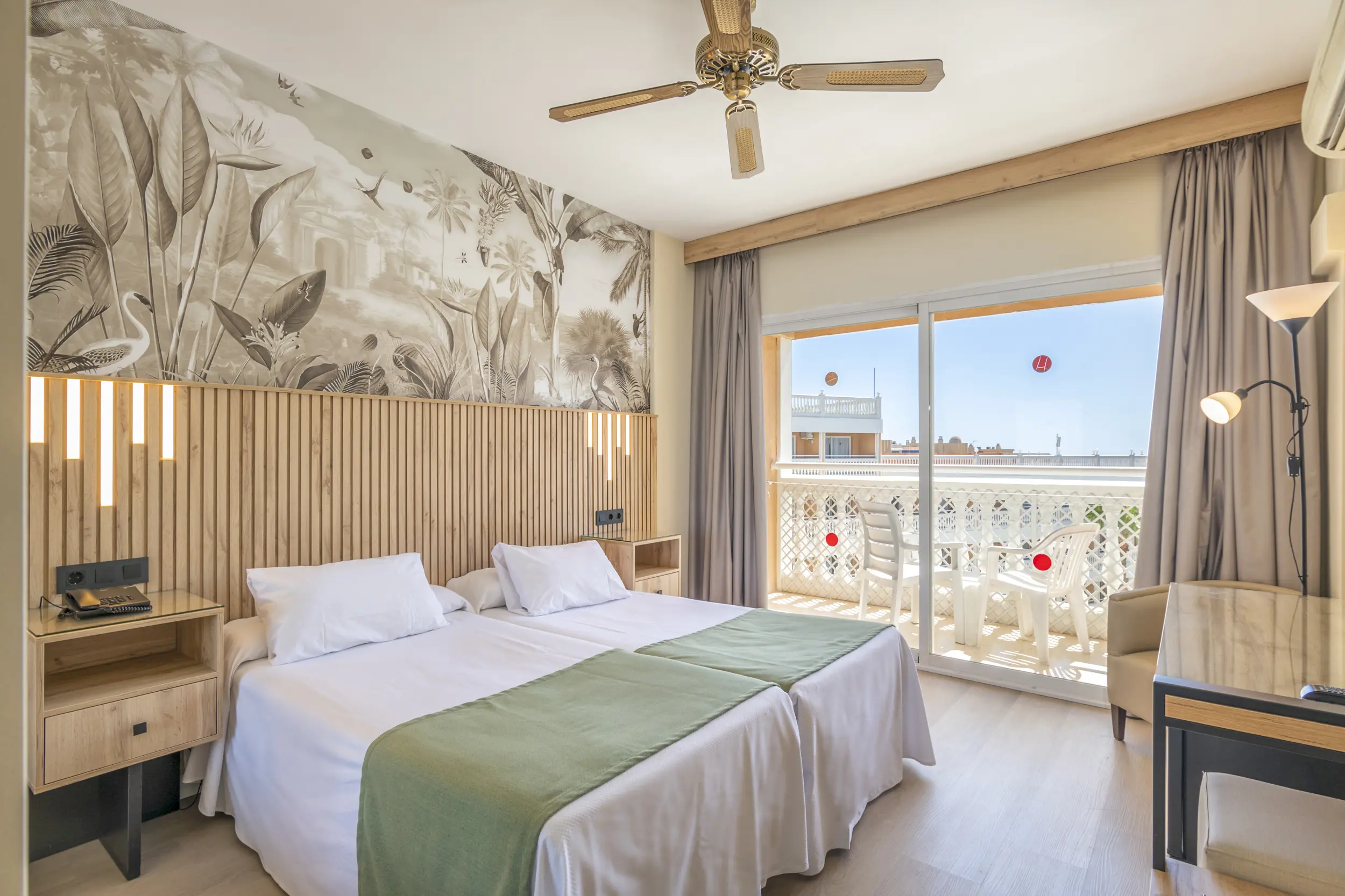 Dobbeltværelse Mediterranean med balkon og havudsigt