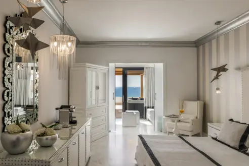 Junior Suite med balkon/terrasse, havudsigt og jacuzzi