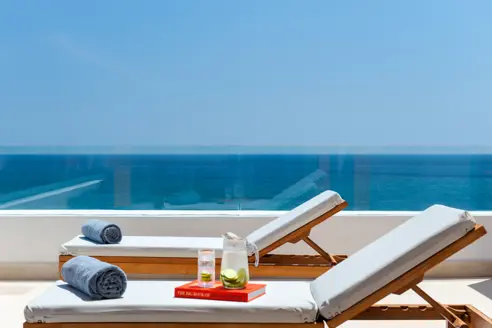 Junior Suite med balkon/terrasse, havudsigt og jacuzzi