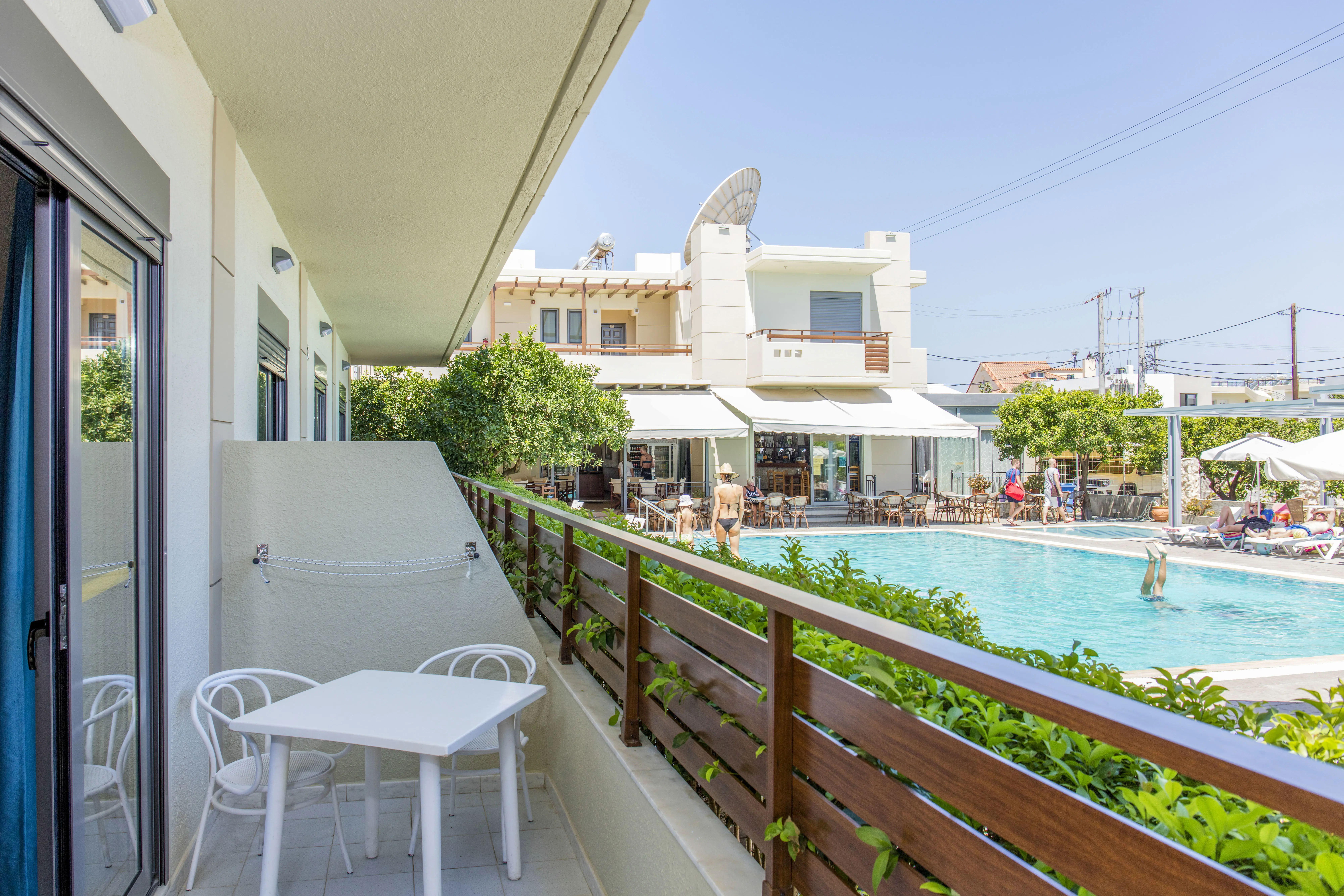 2-værelses lejlighed superior med balkon/terrasse og pooludsigt