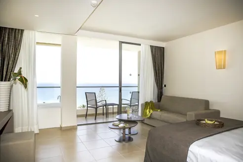 Dobbeltværelse deluxe med balkon/terrasse og havudsigt