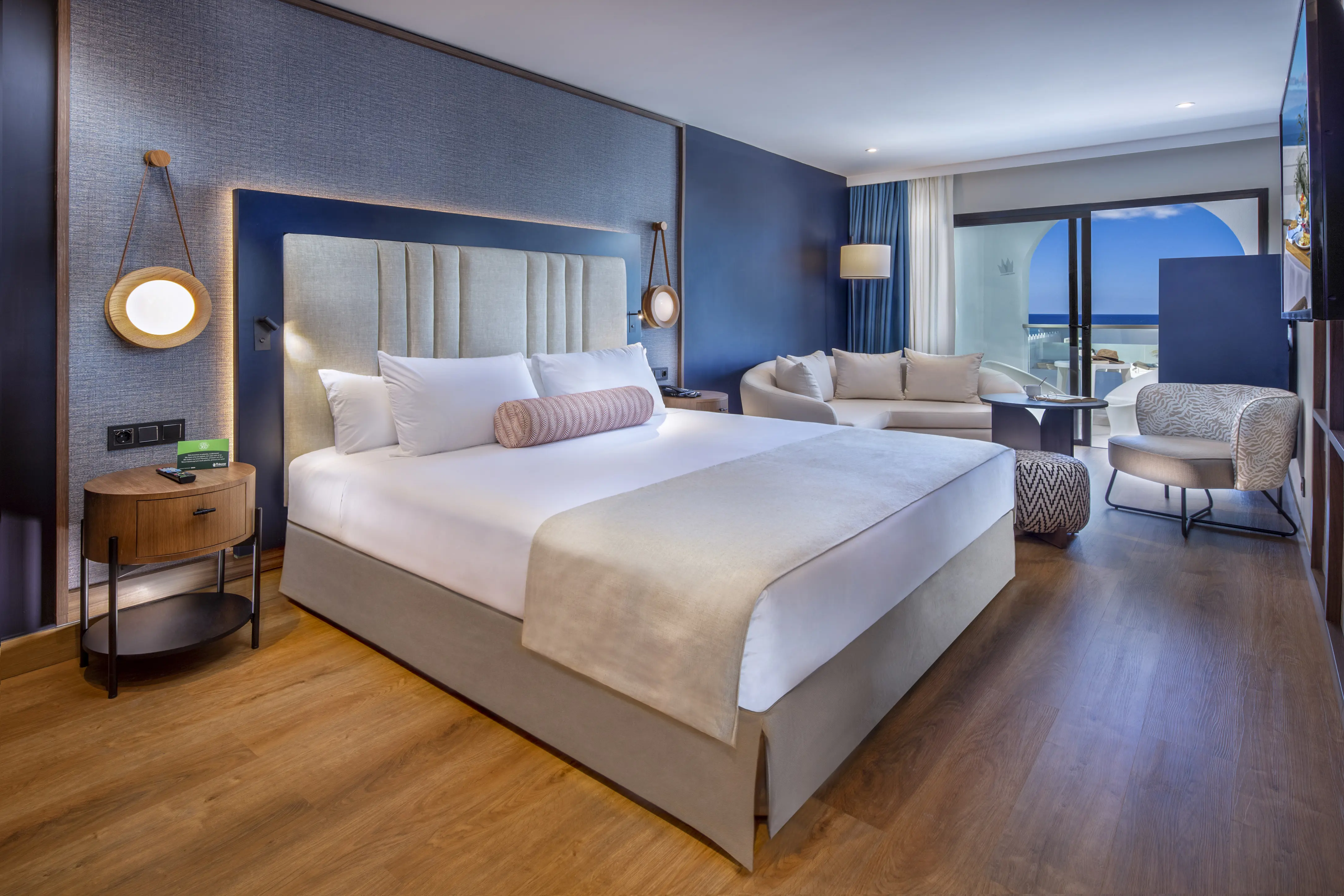 Junior Suite Esencia med balkon/terrasse og pooludsigt