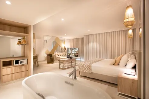 Suite platinum med balkon/terrasse og skrå havudsigt