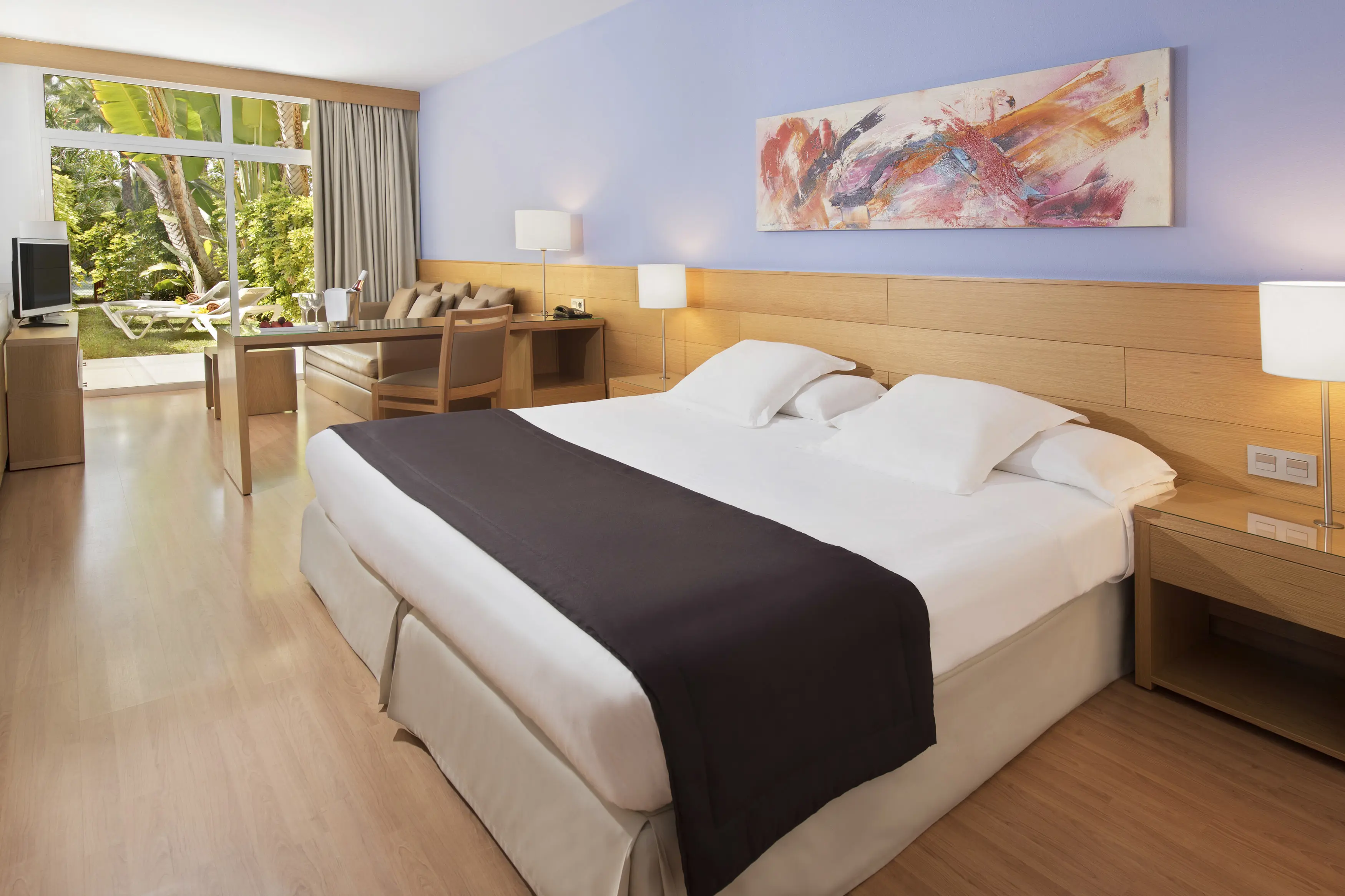 Junior Suite med terrasse og have