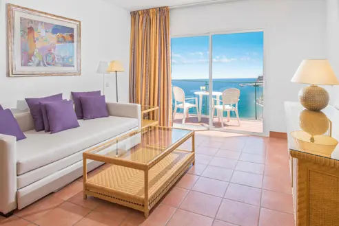 Suite med to værelser, balkon og havudsigt