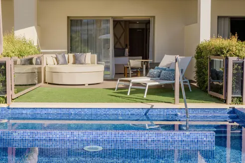 Junior Suite med terrasse og swim up