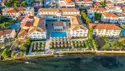 1-værelses lejlighed med balkon/terrasse og skrå havudsigt